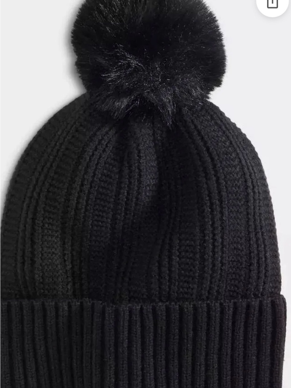 On 34th Boxed Rib-Knit Beanie Black